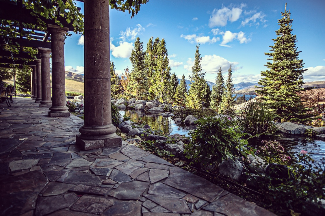 5 Noteworthy Lake Chelan Wineries by Tamara Belgard Noteworthy Wine Journal 