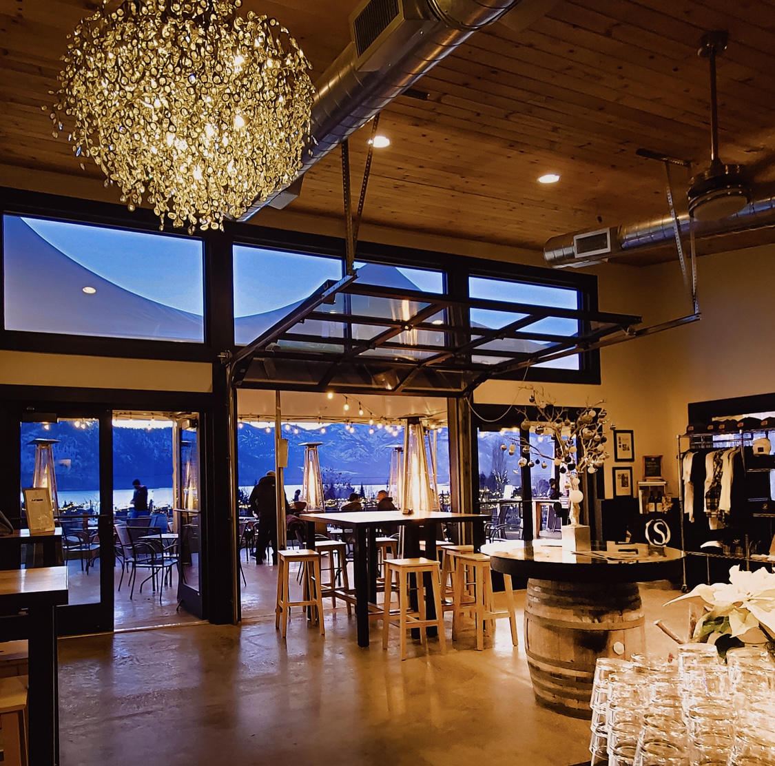 5 Noteworthy Lake Chelan Wineries by Tamara Belgard Noteworthy Wine Journal 
