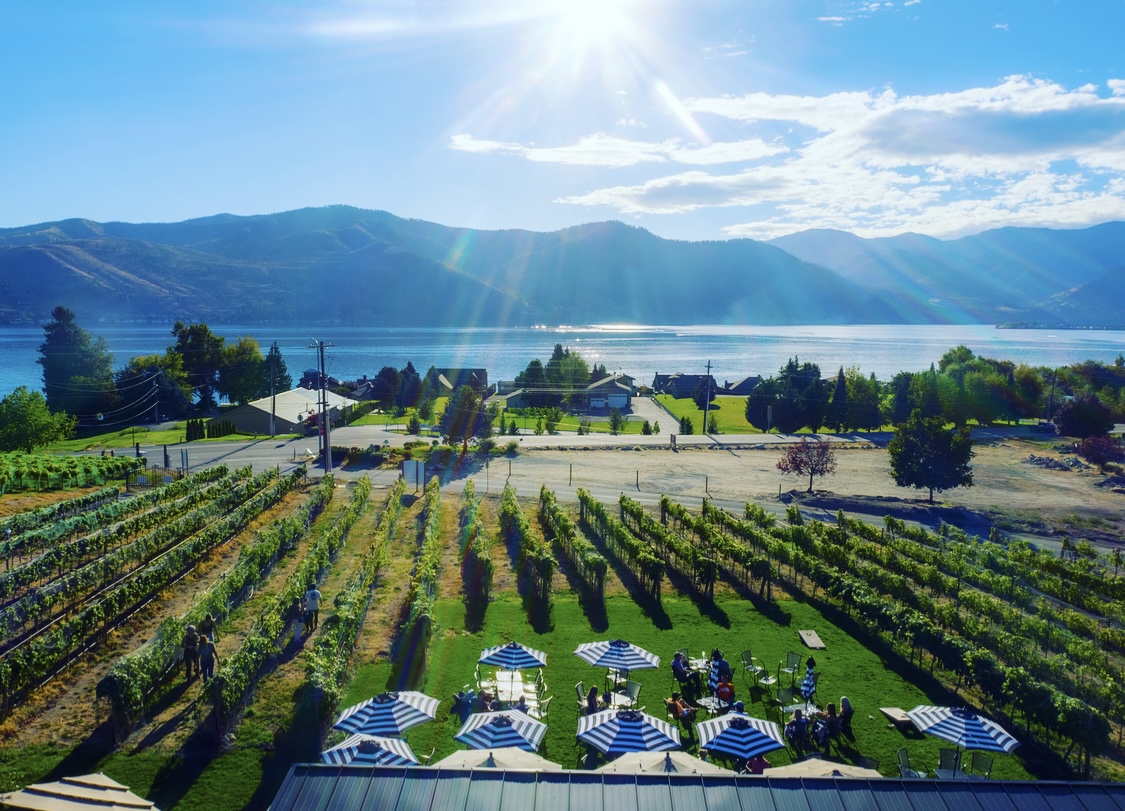 5 Noteworthy Lake Chelan Wineries by Tamara Belgard Noteworthy Wine Journal 