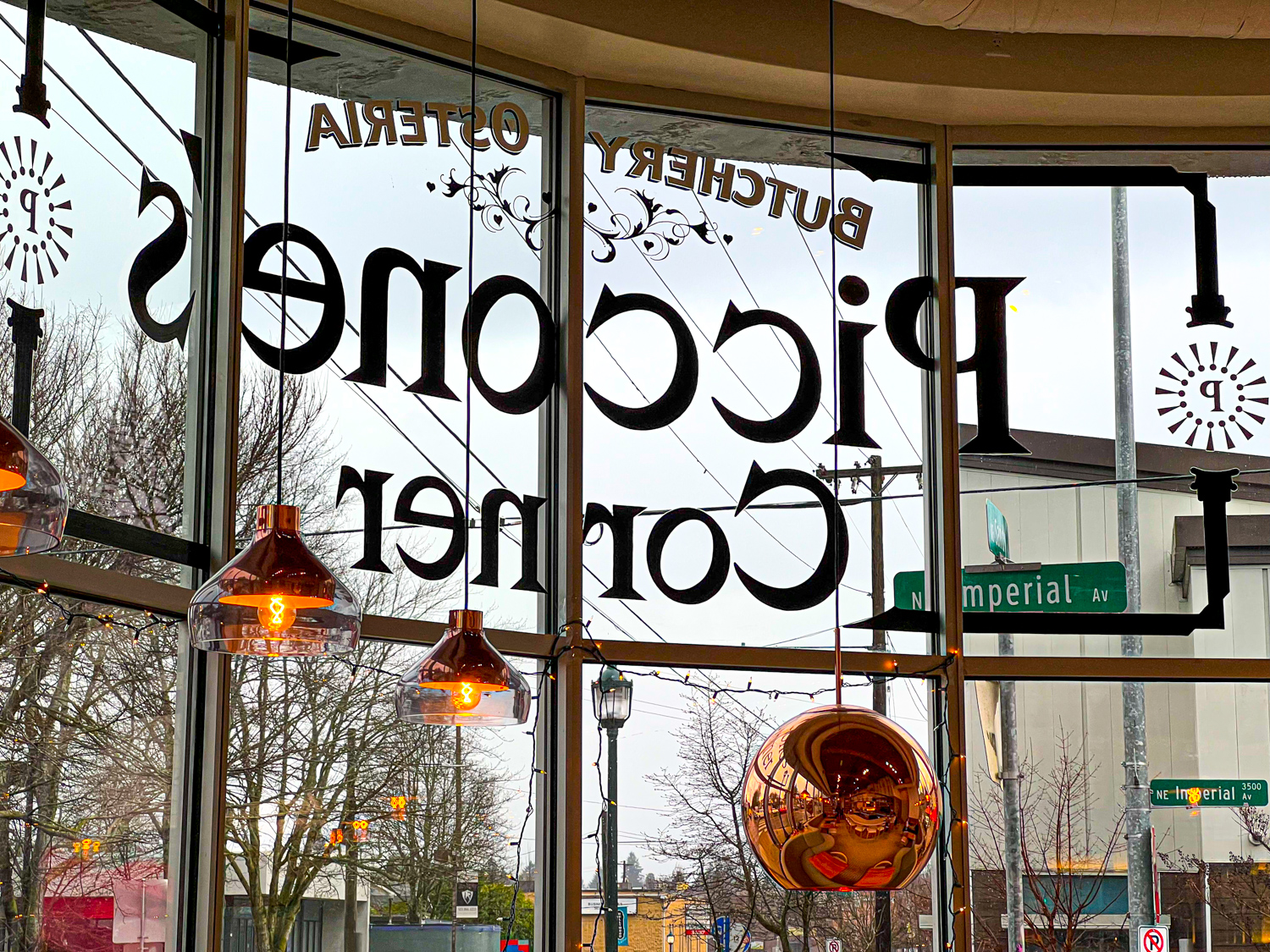 A Magnificent Meal at Piccone’s Corner Portland, Oregon Photos by Steven Shomler Culinary Treasure Network