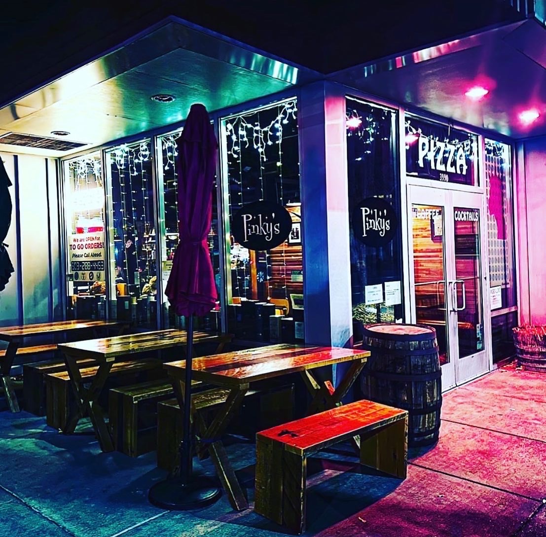 A Magnificent Meal at Pinky’s Pizza In Portland, Oregon!