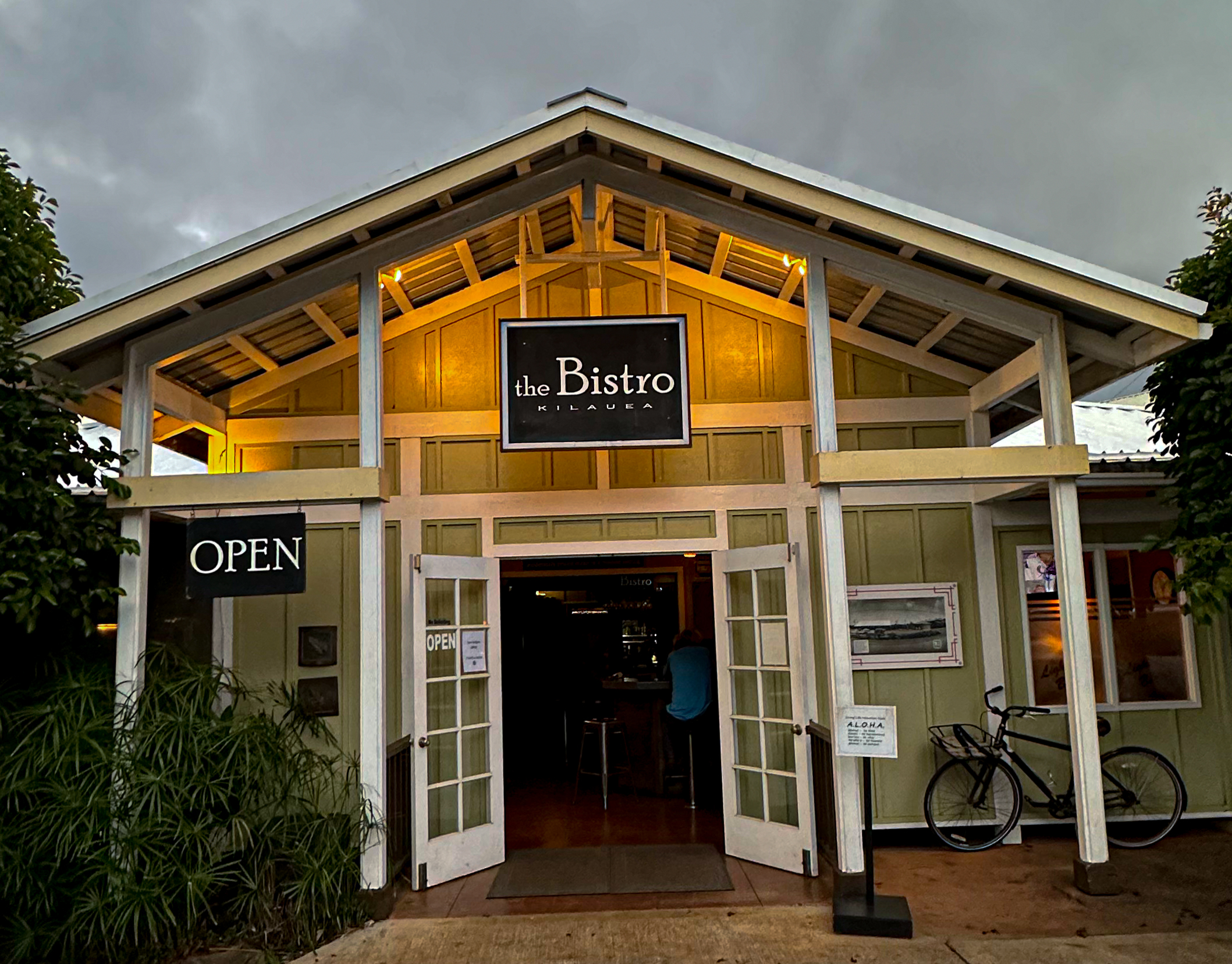 A Magnificent Meal at the Bistro in Kilauea on the Island of Kauai!