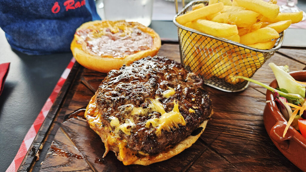 Bacon Burger at O Ranch Restaurant in Portiragnes, France - photo by Arthur Breur