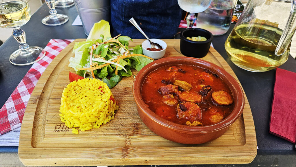 O Ranch Restaurant - rougail saucisses plat du jour - photo by Arthur Breur